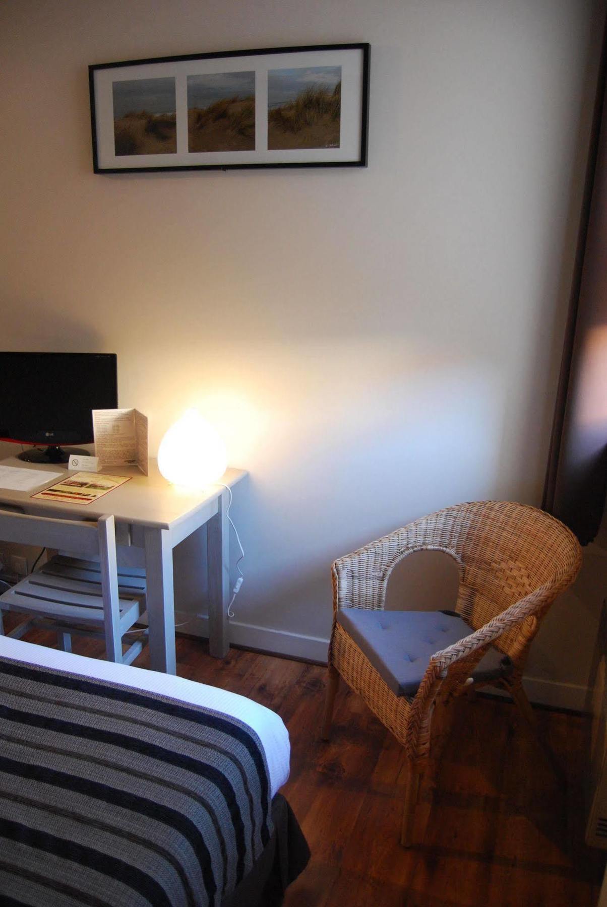 Hotel Caudron Rue  Bagian luar foto